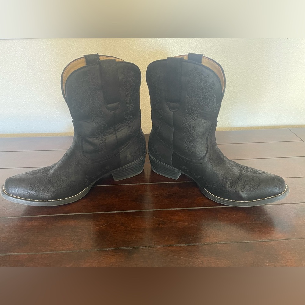Roper Women’s Riley Vintage Short Western Boots - Snip Toe - size 10 - Picture 6 of 9